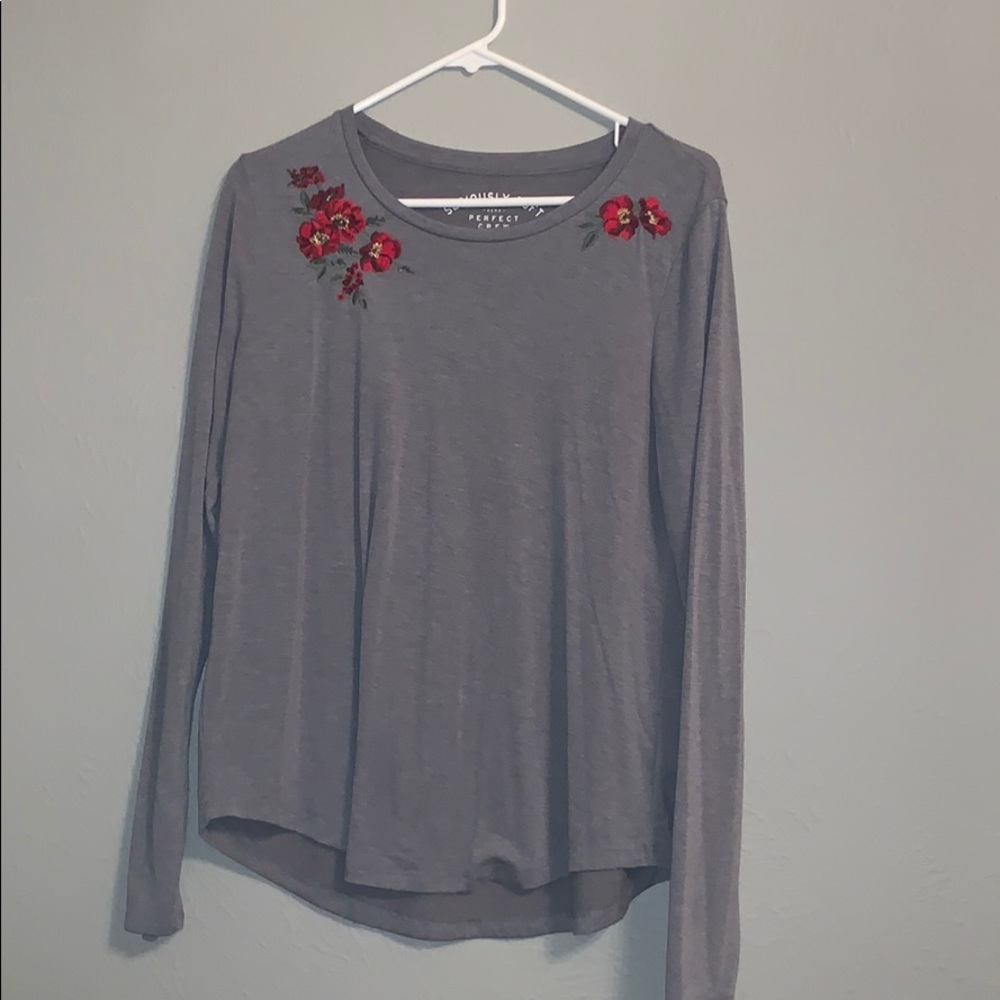 Women’s long sleeve t-shirt